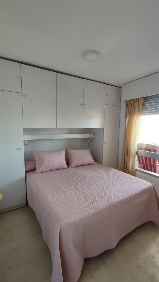 Lovely Apartment In Torremolinos Views Of The Sea, Pool, Terrace, Sofa Bed And Fully Equipped Kitchen 외부 사진